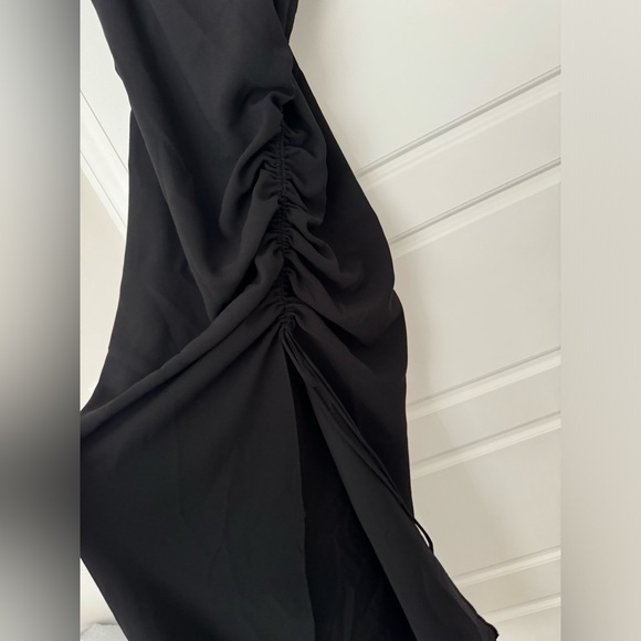 Zara strappy ruched maxi dress - Picture 3 of 5